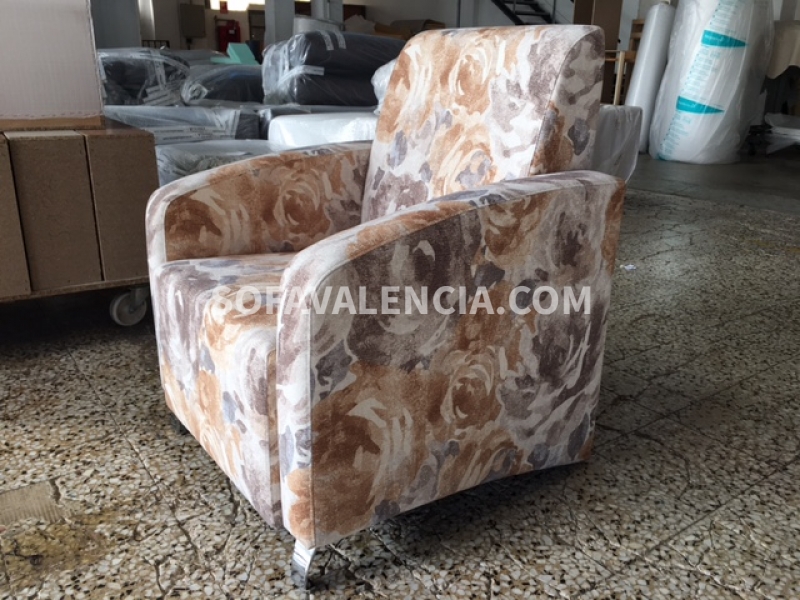 Foto 2 detalle del Sillón Modelo Abril. Es un sofá fabricado a medida y totalmente personalizado. www.sofafabrica.es